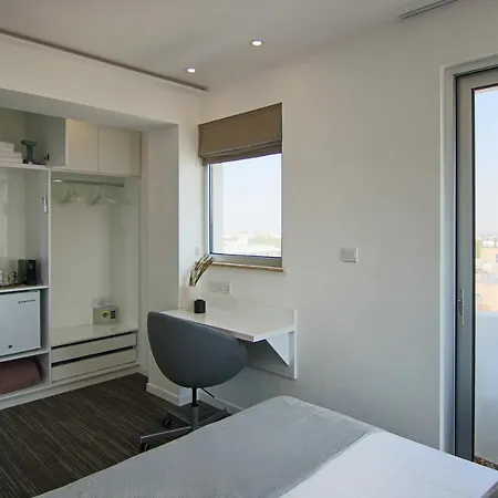 Phaedrus Living: Luxury 510